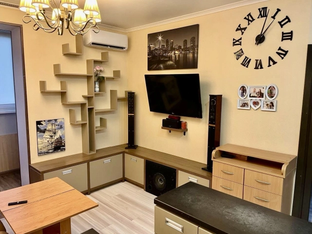 Купить однокомнатную квартиру на улице Олега Кошевого в Калининграде. Вариант № 1806755, 4, площадь -  квм, цена 4990000 рублей