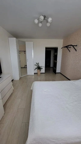 Купить квартиру на улице Зорге в Новосибирске. Вариант № 7686802, 18, площадь -  квм, цена 6400000 рублей