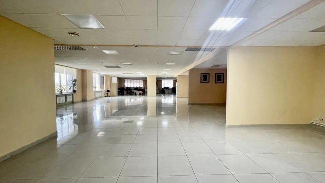 Снять коммерческую недвижимость в Стерлитамаке. Вариант № 13214, 3, площадь -  квм, цена 180000 рублей