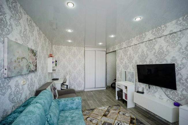 Купить квартиру в Омске. Вариант № 9613016, 1, площадь -  квм, цена 3480000 рублей