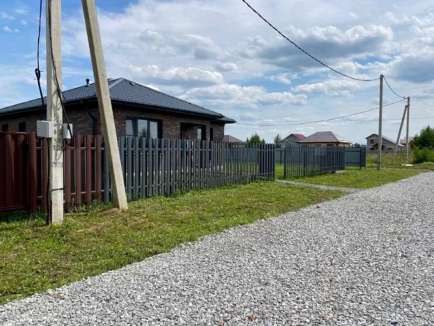 Купить дом в Микрорайоне Порт-Артур в Омске. Вариант № 2103571, 8, площадь -  квм, цена 7800000 рублей