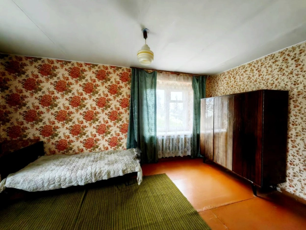 Купить трехкомнатную квартиру на улице Пионерская в Новосибирской области. Вариант № 25024, 13, площадь -  квм, цена 3650000 рублей