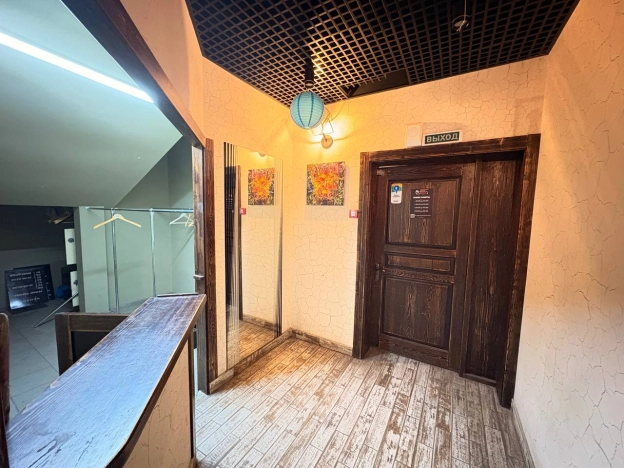 Снять коммерческую недвижимость в Тобольске. Вариант № 7772281, 12, площадь -  квм, цена 120000 рублей