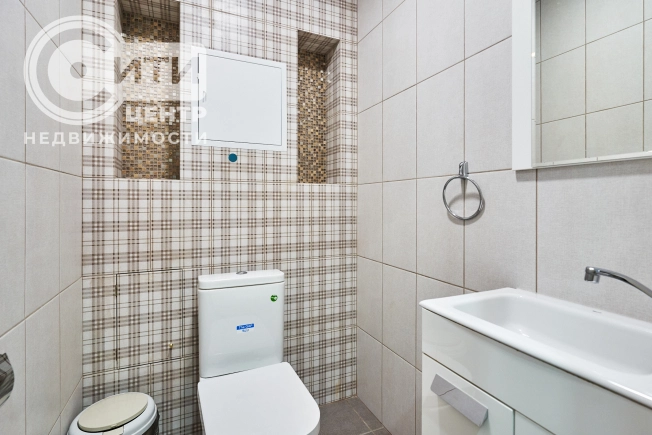 Купить квартиру на улице Олимпийский бульвар в Воронеже. Вариант № 27893, 19, площадь -  квм, цена 10150000 рублей