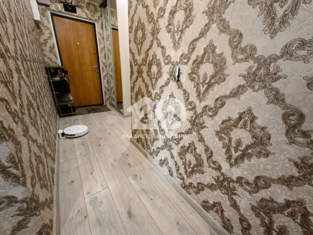 Купить квартиру в Новосибирске. Вариант № 10861531, 5, площадь - квм, цена 5100000 рублей