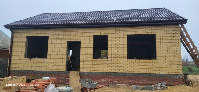 Купить дом в Элисте. Вариант № 9642326, 0, площадь -  квм, цена 6500000 рублей