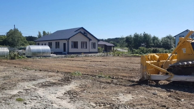 Купить земельный участок в Южно-Сахалинске. Вариант № 3861020, 3, площадь -  квм, цена 10500000 рублей