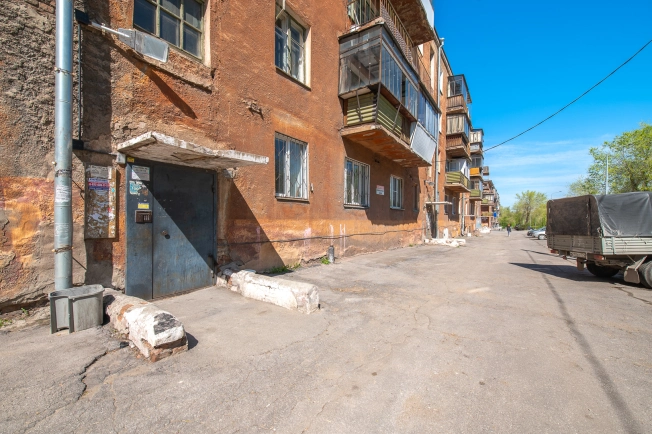 Купить трехкомнатную квартиру на улице Ленина в Республике Башкортостан. Вариант № 5227738, 14, площадь -  квм, цена 3000000 рублей