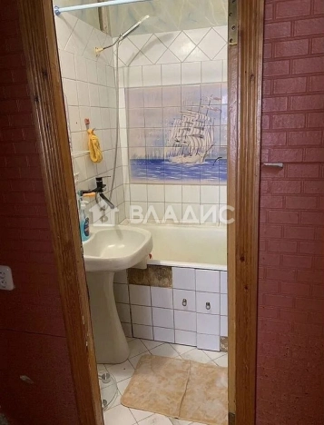 Купить трехкомнатную квартиру в Ростовской области. Вариант № 10008533, 2, площадь -  квм, цена 7500000 рублей