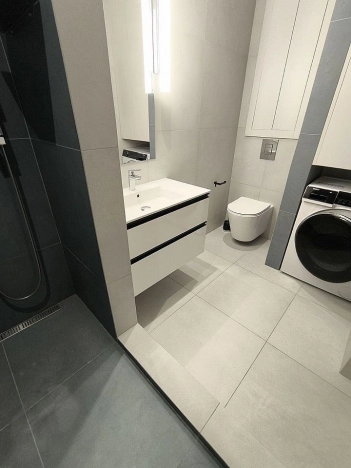 Купить двухкомнатную квартиру в Ростовской области. Вариант № 6060010, 9, площадь -  квм, цена 12500000 рублей