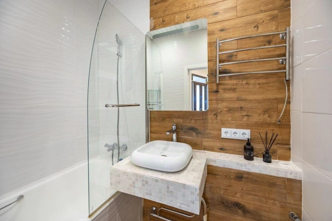 Купить квартиру в Москве. Вариант № 8621878, 18, площадь -  квм, цена 24000000 рублей