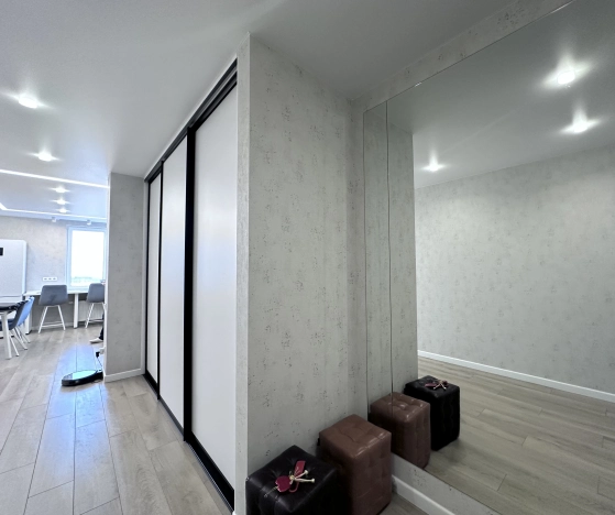 Купить однокомнатную квартиру в Волгограде. Вариант № 24190, 34, площадь -  квм, цена 19000000 рублей