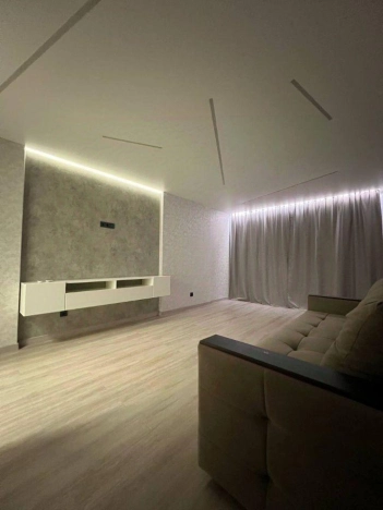 Купить двухкомнатную квартиру в Новосибирской области. Вариант № 10330003, 23, площадь -  квм, цена 8800000 рублей