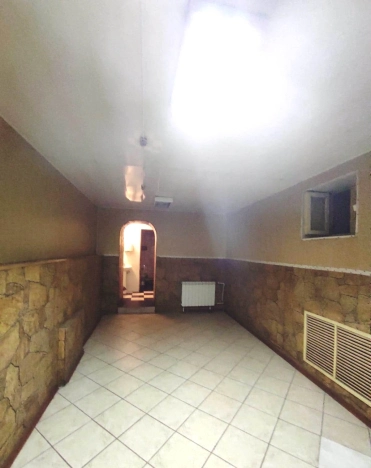 Снять коммерческую недвижимость в Омске. Вариант № 3179, 15, площадь -  квм, цена 158200 рублей