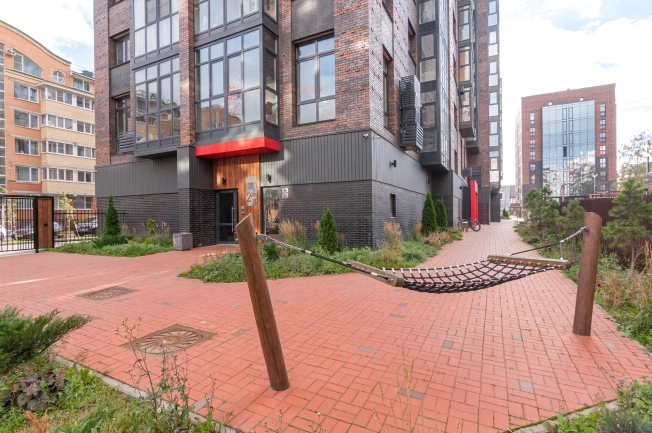 Купить трехкомнатную квартиру в Вологодской области. Вариант № 6950841, 10, площадь -  квм, цена 13700000 рублей