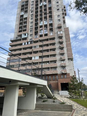 Купить однокомнатную квартиру на улице Полоненко в Волгограде. Вариант № 5561158, 0, площадь -  квм, цена 5800000 рублей