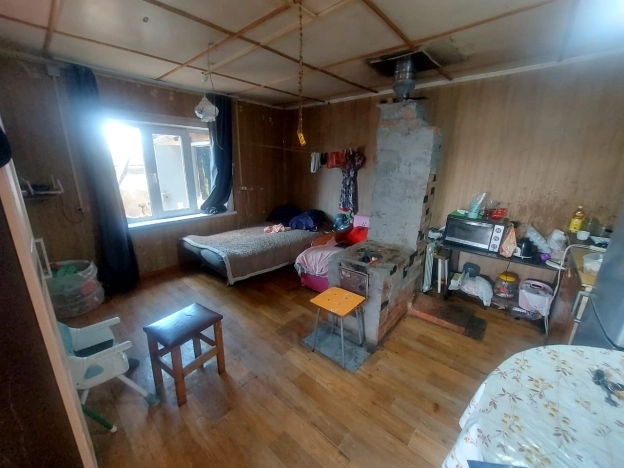 Купить дом в Микрорайоне Байкальск, Ангарск в Ангарске. Вариант № 215764, 11, площадь -  квм, цена 1800000 рублей