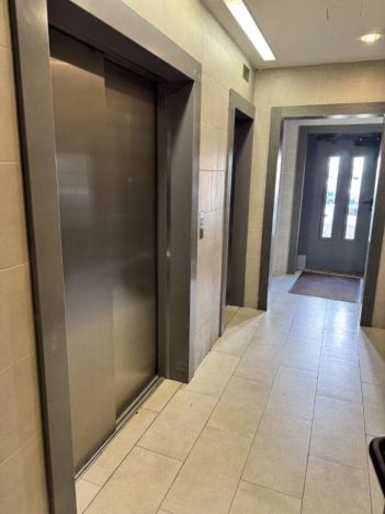 Купить квартиру в Москве. Вариант № 9225385, 4, площадь -  квм, цена 12500000 рублей