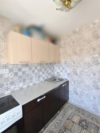 Купить однокомнатную квартиру в районе Калининский в Новосибирске. Вариант № 1299103, 14, площадь -  квм, цена 3990000 рублей