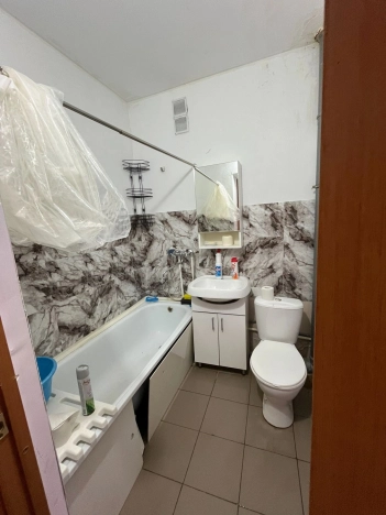 Купить однокомнатную квартиру на улице Обсерваторная в Ростовской области. Вариант № 3065332, 6, площадь -  квм, цена 4500000 рублей