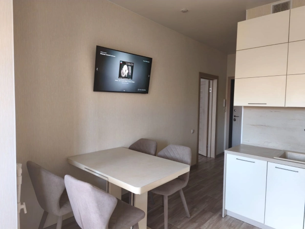 Купить однокомнатную квартиру на улице Василенко в Амурской области. Вариант № 9920027, 16, площадь -  квм, цена 6490000 рублей