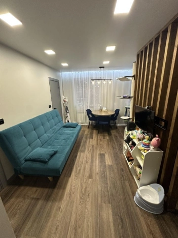 Купить двухкомнатную квартиру в районе Молжаниновский в Химках. Вариант № 38731, 4, площадь -  квм, цена 8000000 рублей