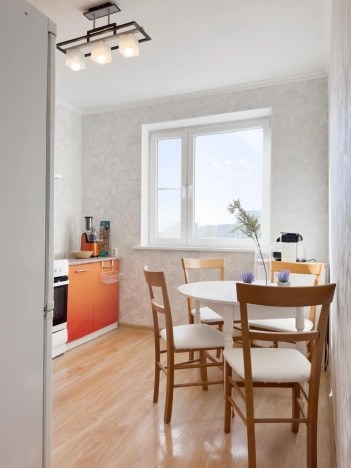 Купить двухкомнатную квартиру на улице Летниковская в Москве. Вариант № 10366657, 19, площадь -  квм, цена 24800000 рублей