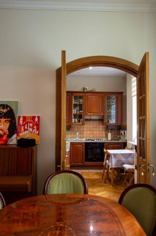 Купить квартиру в Москве. Вариант № 9955889, 5, площадь -  квм, цена 60600000 рублей