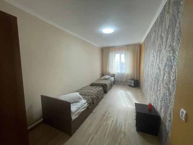 Снять дом в Тюменской области. Вариант № 5542923, 10, площадь -  квм, цена 405000 рублей