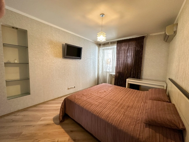 Купить квартиру на улице Атарбекова в Краснодаре. Вариант № 2540190, 17, площадь -  квм, цена 21000000 рублей