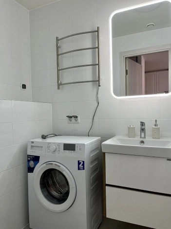 Купить квартиру в Москве. Вариант № 8995653, 9, площадь - квм, цена 20000000 рублей