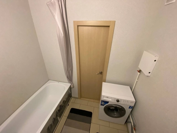 Купить однокомнатную квартиру на улице Менделеева в Воронеже. Вариант № 10702657, 9, площадь - квм, цена 4550000 рублей