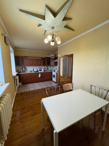 Купить дом в Микрорайоне Прометей, Октябрьский в Октябрьском. Вариант № 12002, 9, площадь -  квм, цена 8500000 рублей