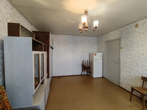 Купить двухкомнатную квартиру на улице Школьная в Калужской области. Вариант № 21610, 3, площадь -  квм, цена 4395000 рублей