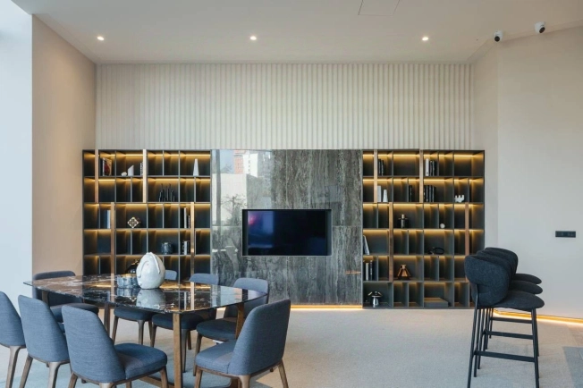 Купить квартиру в Москве. Вариант № 9152603, 10, площадь - квм, цена 41000000 рублей