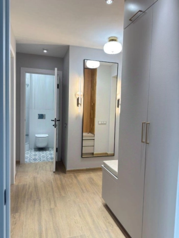 Купить квартиру в Москве. Вариант № 8808776, 8, площадь -  квм, цена 19500000 рублей