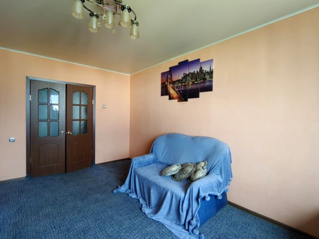 Купить трехкомнатную квартиру в Калуге. Вариант № 8698, 4, площадь -  квм, цена 4997000 рублей