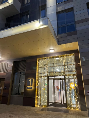 Купить квартиру в Москве. Вариант № 8425498, 15, площадь -  квм, цена 30000000 рублей