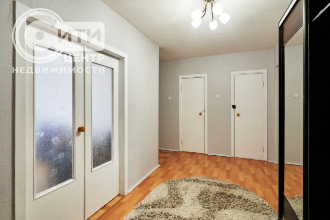 Купить двухкомнатную квартиру на улице 9 Января в Воронеже. Вариант № 23154, 31, площадь -  квм, цена 6650000 рублей