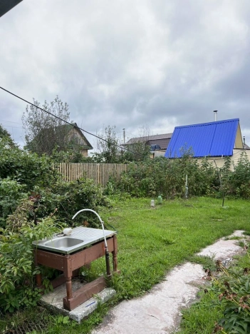 Купить дом на улице Сиреневая в Тюменской области. Вариант № 57642, 15, площадь -  квм, цена 900000 рублей