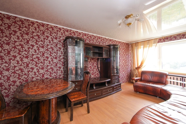 Купить трехкомнатную квартиру на улице Советская в Калининградской области. Вариант № 3306, 2, площадь -  квм, цена 6150000 рублей