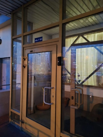 Купить комнату в Москве. Вариант № 6732664, 32, площадь -  квм, цена 7700000 рублей