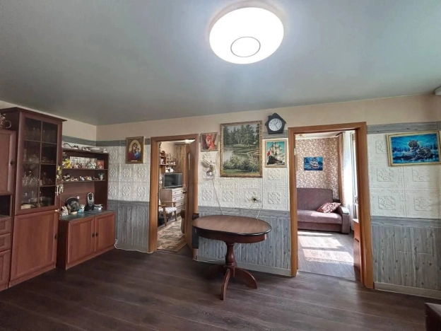 Купить четырехкомнатную квартиру в Новосибирской области. Вариант № 6142788, 5, площадь -  квм, цена 5400000 рублей