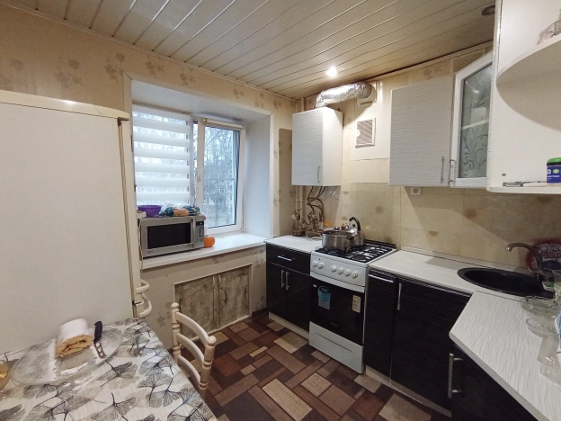 Купить двухкомнатную квартиру на улице Рабочая в Коврове. Вариант № 9910472, 6, площадь -  квм, цена 3700000 рублей