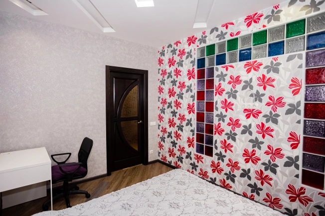 Купить двухкомнатную квартиру в Омске. Вариант № 1366468, 15, площадь -  квм, цена 8000000 рублей