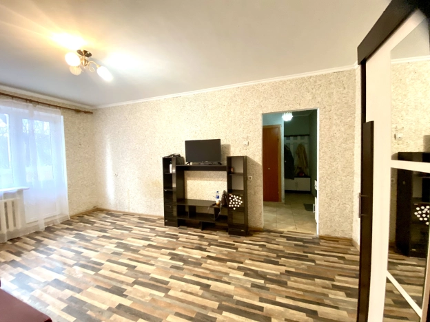 Купить квартиру в Калининграде. Вариант № 10302201, 8, площадь -  квм, цена 4250000 рублей