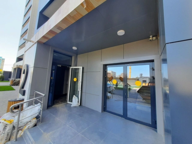 Купить двухкомнатную квартиру в Краснодаре. Вариант № 8300057, 17, площадь -  квм, цена 11950000 рублей