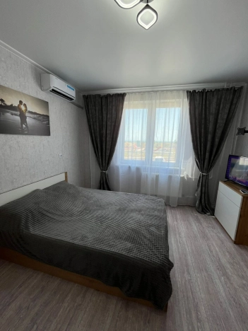 Купить однокомнатную квартиру в Новороссийске. Вариант № 35742, 3, площадь -  квм, цена 6200000 рублей