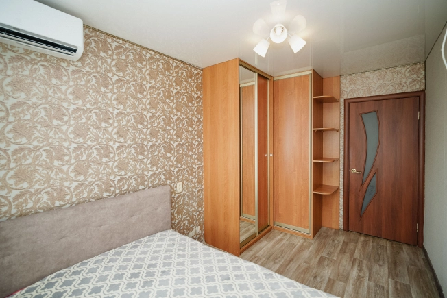 Купить двухкомнатную квартиру на улице Лукашевича в Омске. Вариант № 59476, 1, площадь -  квм, цена 5500000 рублей