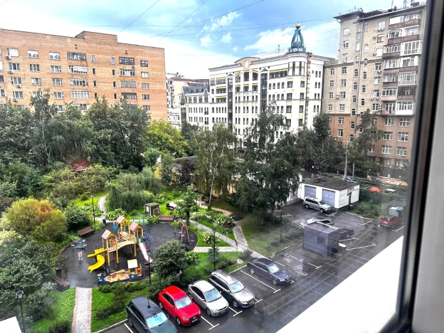 Купить квартиру у метро Белорусская в Москве. Вариант № 44968, 28, площадь -  квм, цена 62999999 рублей